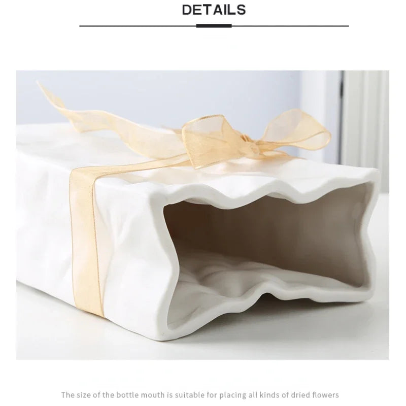 Crema Fold Vase