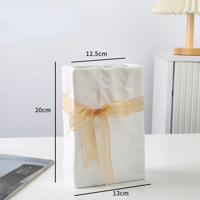 Crema Fold Vase