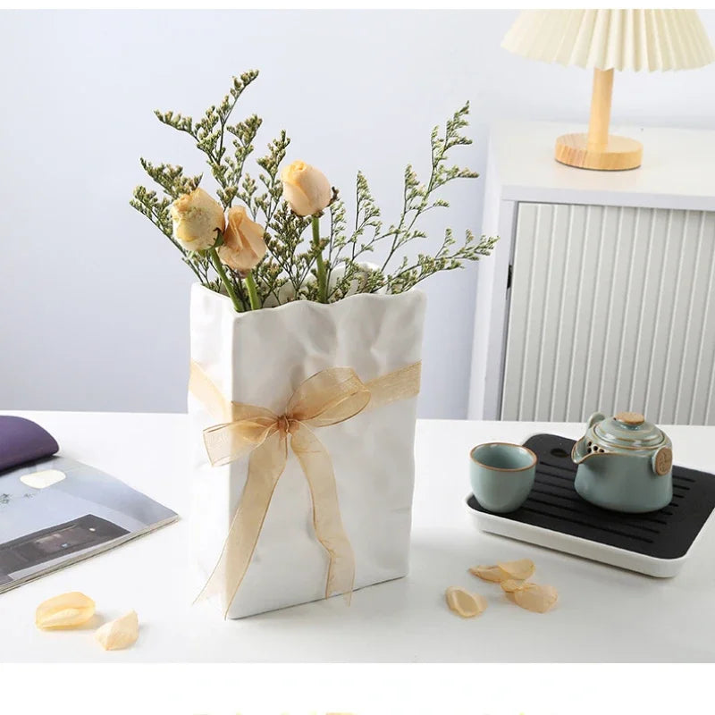 Crema Fold Vase